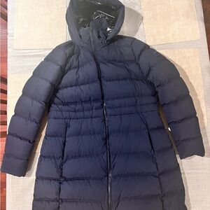 CANADA GOOSE : Aurora Parka Women's Navy Puffer Coat